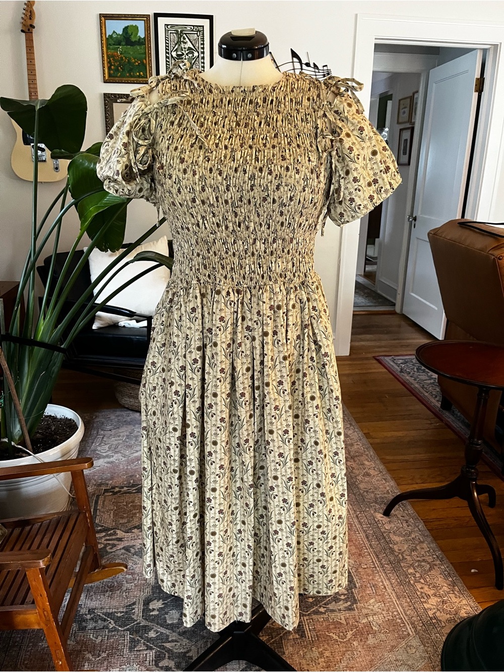 Smocked Bodice Floral Midi Dress in Cream with Removable Sleeves